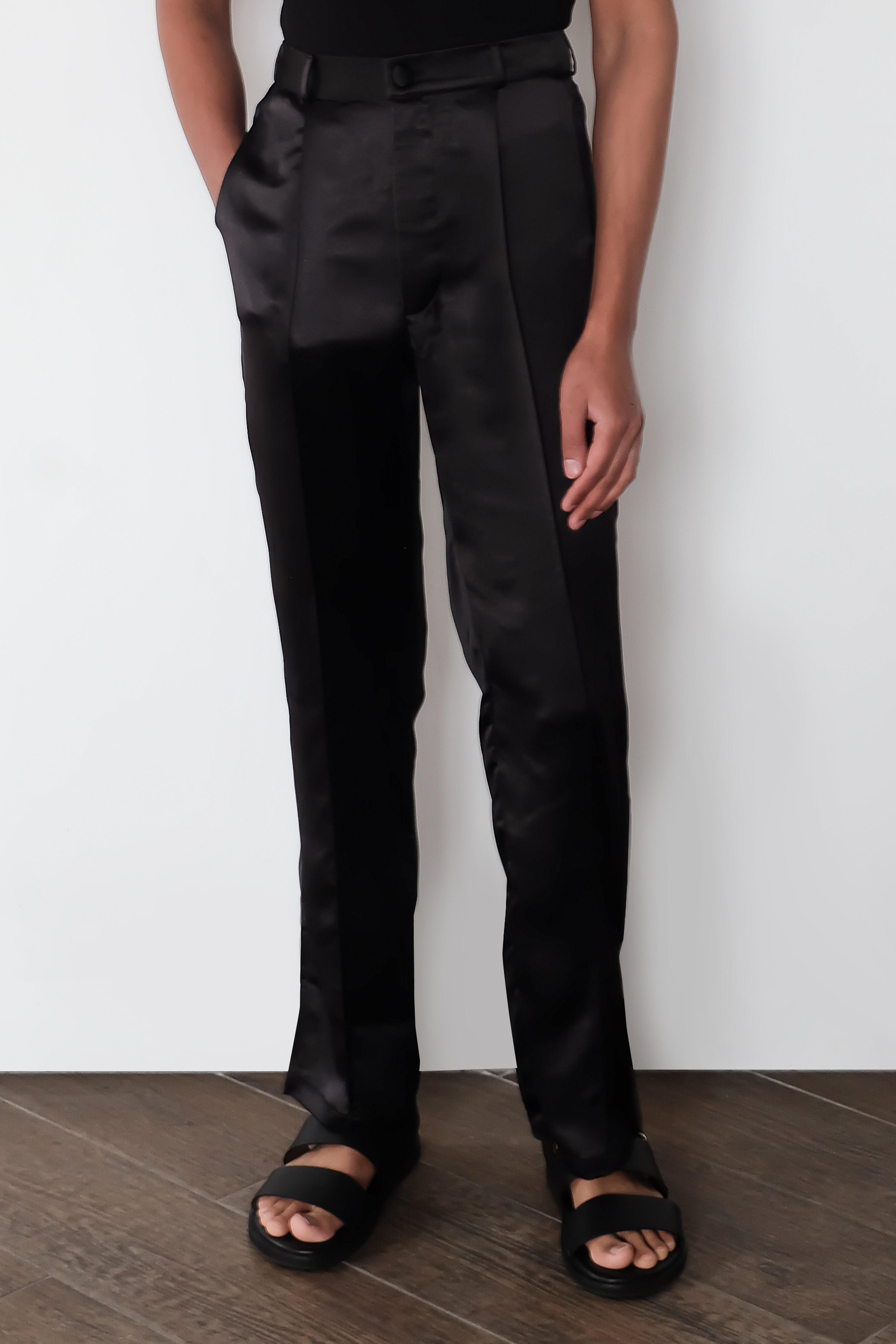 Sateen Side-Split Trouser – Black